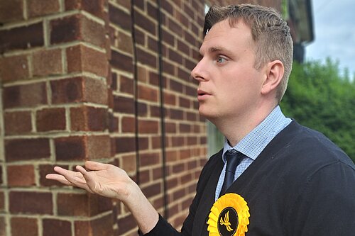 Nick Belfitt talking to Broxbourne voter