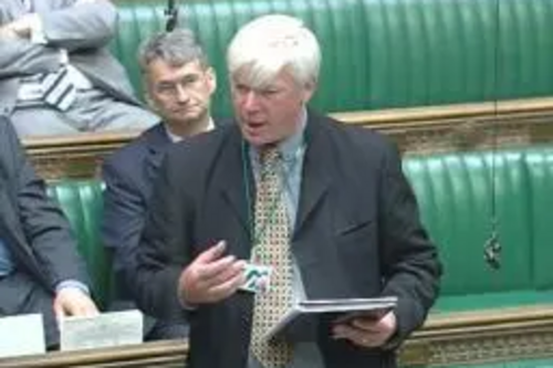 Paul Rowen MP - Puts Health Minister on the spot!