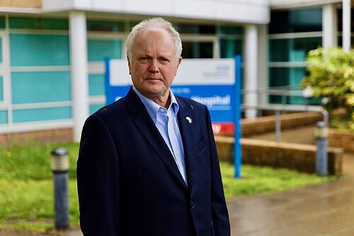 Clive outside the RBH